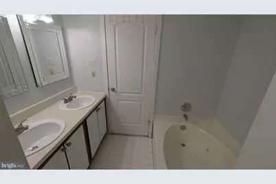405 Shawmont Avenue #D, Philadelphia, PA 19128 - Photo 40
