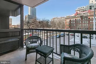 241 S 6th St, Philadelphia, PA 19106 - Photo 4