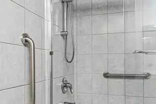 241 S 6th St, Philadelphia, PA 19106 - Photo 24