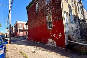 166 N Dearborn St, Philadelphia, PA 19139 - Photo 4