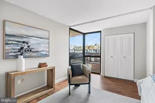 241 S 6th St, Philadelphia, PA 19106 - Photo 26