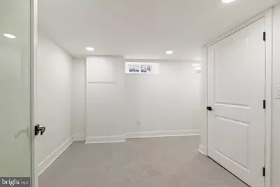 174 Lauriston Street, Philadelphia, PA 19128 - Photo 32
