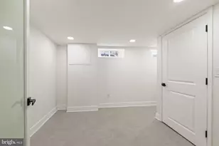 174 Lauriston St, Philadelphia, PA 19128 - Photo 32