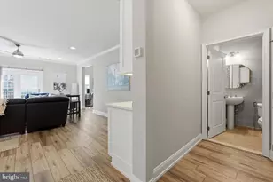 800 Admirals Way, Philadelphia, PA 19146 - Photo 16