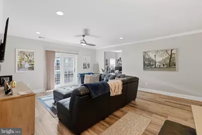 800 Admirals Way #1847, Philadelphia, PA 19146 - Photo 12