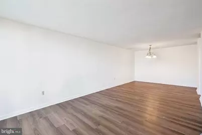 604 S Washington Square #1212, Philadelphia, PA 19106 - Photo 2