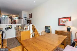 405 S LeCount St, Philadelphia, PA 19146 - Photo 4