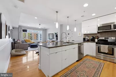 112 Market Street #3, Philadelphia, PA 19106 - Photo 4