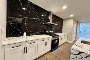 2058 E Auburn St, Philadelphia, PA 19134 - Photo 12