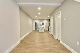 2058 E Auburn St, Philadelphia, PA 19134 - Photo 12