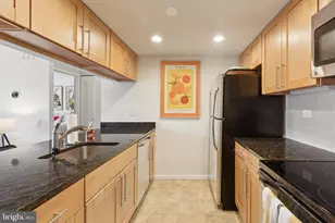 241 S 6th St, Philadelphia, PA 19106 - Photo 6