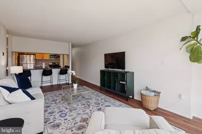 241 S 6th Street #311A, Philadelphia, PA 19106 - Photo 4