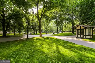 241 S 6th St, Philadelphia, PA 19106 - Photo 22