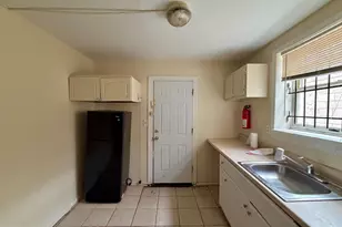 3205 Pearl St, Philadelphia, PA 19104 - Photo 8