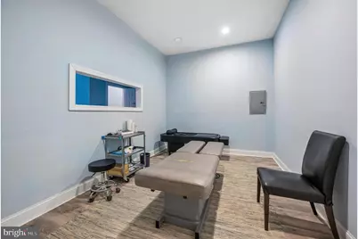 319 S 60th Street, Philadelphia, PA 19143 - Photo 10