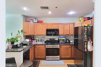 1100 Vine Street #P301, Philadelphia, PA 19107 - Photo 8