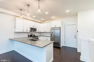 518 W Montgomery Ave, Philadelphia, PA 19122 - Photo 8