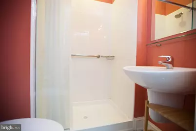 421 S 20th Street, Philadelphia, PA 19146 - Photo 40