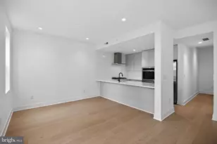 635 N 7th St, Philadelphia, PA 19123 - Photo 10