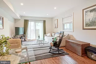 1926 Bainbridge St, Philadelphia, PA 19146 - Photo 4