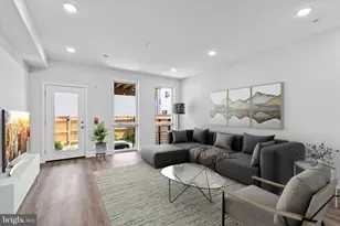 321 W Berks St, Philadelphia, PA 19122 - Photo 2