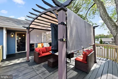 1044 Bloomfield Avenue, Philadelphia, PA 19115 - Photo 32