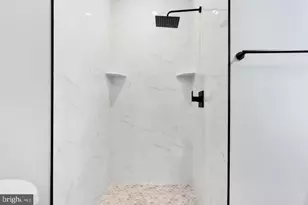 3037 W Sedgley Ave, Philadelphia, PA 19121 - Photo 16