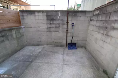 1927 S 10th Street #1ST FLOOR, Philadelphia, PA 19148 - Photo 16