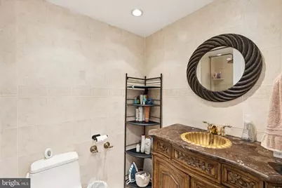 2018 Walnut Street #7B, Philadelphia, PA 19103 - Photo 28