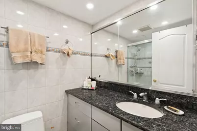 2018 Walnut Street #7B, Philadelphia, PA 19103 - Photo 22