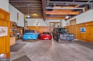 2204 Mt Vernon St, Philadelphia, PA 19130 - Photo 2