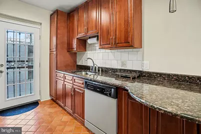 1149 S Dorrance Street, Philadelphia, PA 19146 - Photo 8