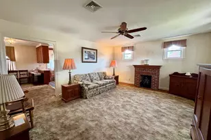 9234 Glenloch St, Philadelphia, PA 19114 - Photo 6