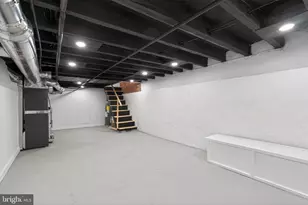 2456 Sepviva St, Philadelphia, PA 19125 - Photo 30