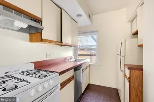 258 S 9th St, Philadelphia, PA 19107 - Photo 2