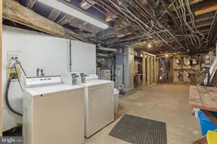 258 S 9th St, Philadelphia, PA 19107 - Photo 14