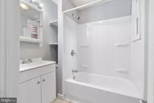 714 S Randolph St, Philadelphia, PA 19147 - Photo 18