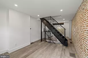 2547 Collins St, Philadelphia, PA 19125 - Photo 16