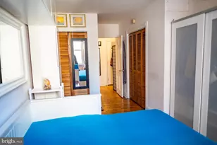 1008 Spruce St, Philadelphia, PA 19107 - Photo 32