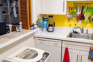 1008 Spruce St, Philadelphia, PA 19107 - Photo 22