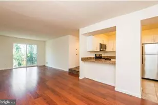 326 Hermit St, Philadelphia, PA 19128 - Photo 1