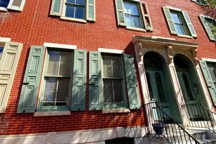 1731 Wallace St, Philadelphia, PA 19130 - Photo 2