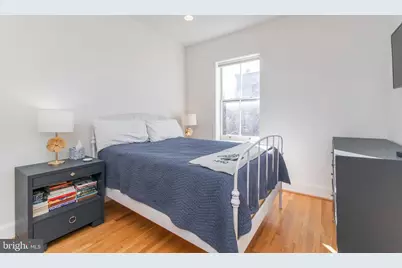 1731 Wallace Street #201, Philadelphia, PA 19130 - Photo 18