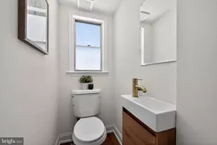 1732 S 8th St, Philadelphia, PA 19148 - Photo 12