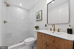 1732 S 8th St, Philadelphia, PA 19148 - Photo 16