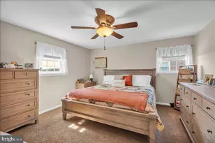 137 Meadow Ln, Philadelphia, PA 19154 - Photo 12