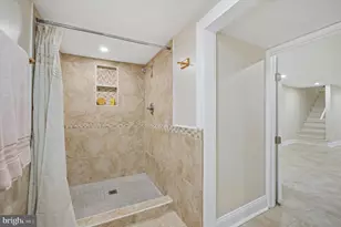 757 S 51st St, Philadelphia, PA 19143 - Photo 18