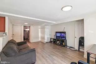 1227 W Champlost Ave, Philadelphia, PA 19141 - Photo 10