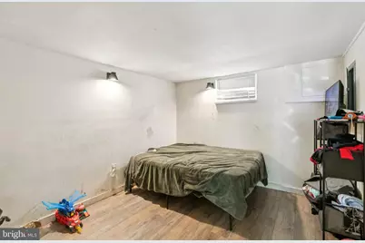 1227 W Champlost Avenue, Philadelphia, PA 19141 - Photo 16