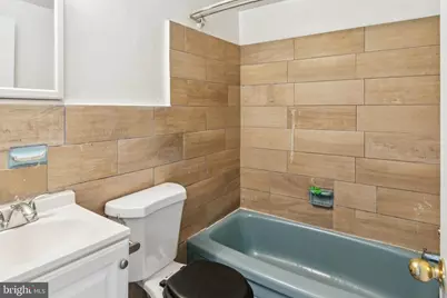 1227 W Champlost Avenue, Philadelphia, PA 19141 - Photo 46